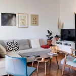 Apartment Sol Ao Rato - Sunny And Spacious